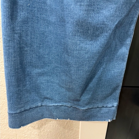 Democracy Ab Technology Blue Medium Wash Jeans. Comfortable fit - Picture 5 of 5